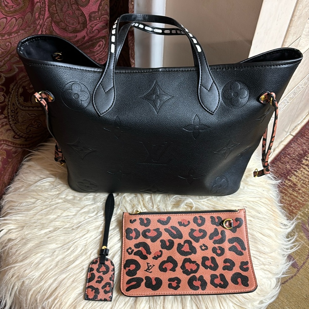 Women’s Shoulder Bag